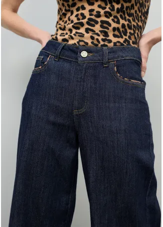 Culotte jeans with leopard trims on the pockets