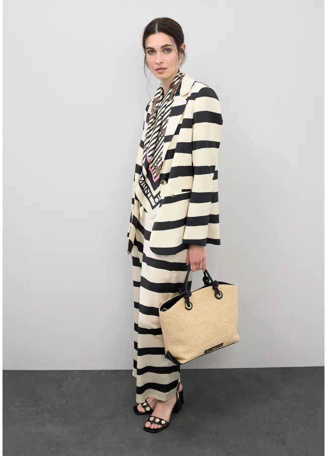 Flowing satin blazer with horizontal stripe