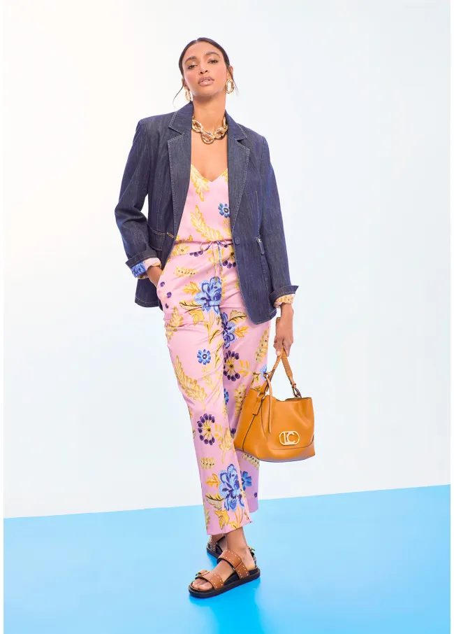 Americana denim entallada