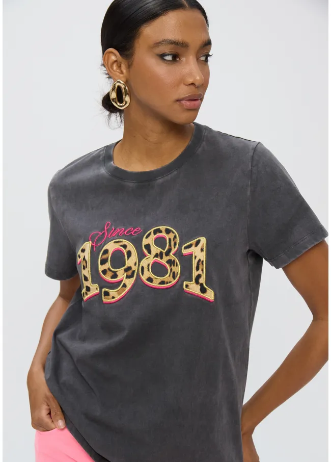 1981 leopard T-shirt