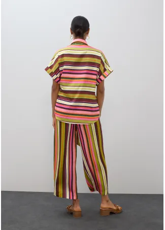 Blusa cinturón print multirayas