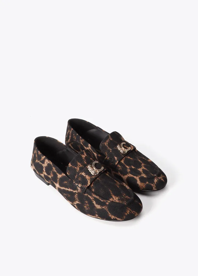 Mocasin animal print