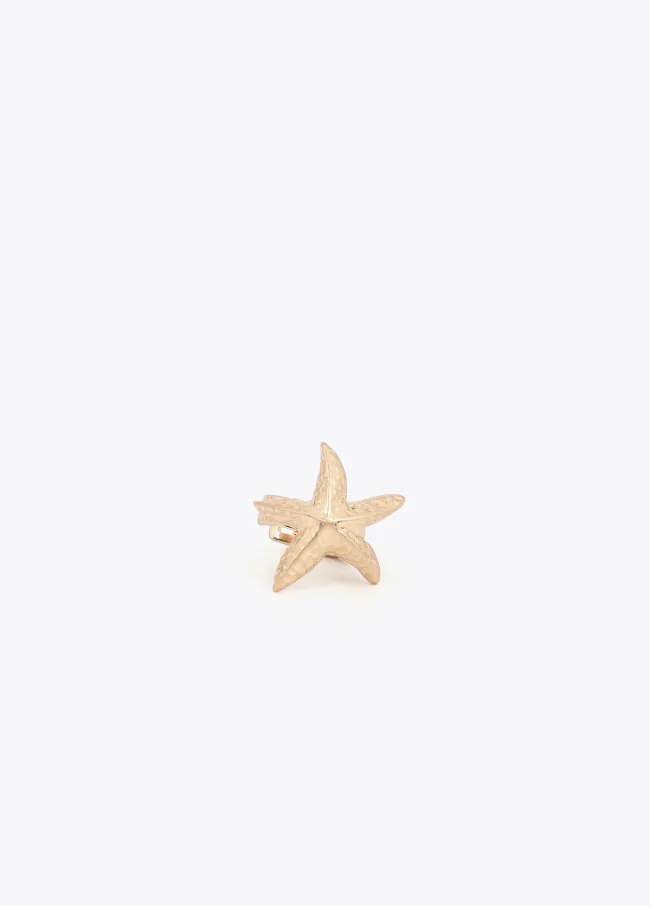 Star ear cuff