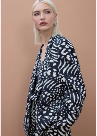 Americana fluida estampada