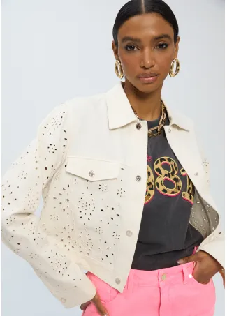 Chaqueta tejana blanca con bordado inglés