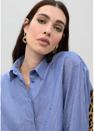 Camisa combinada rayas y estampado animal