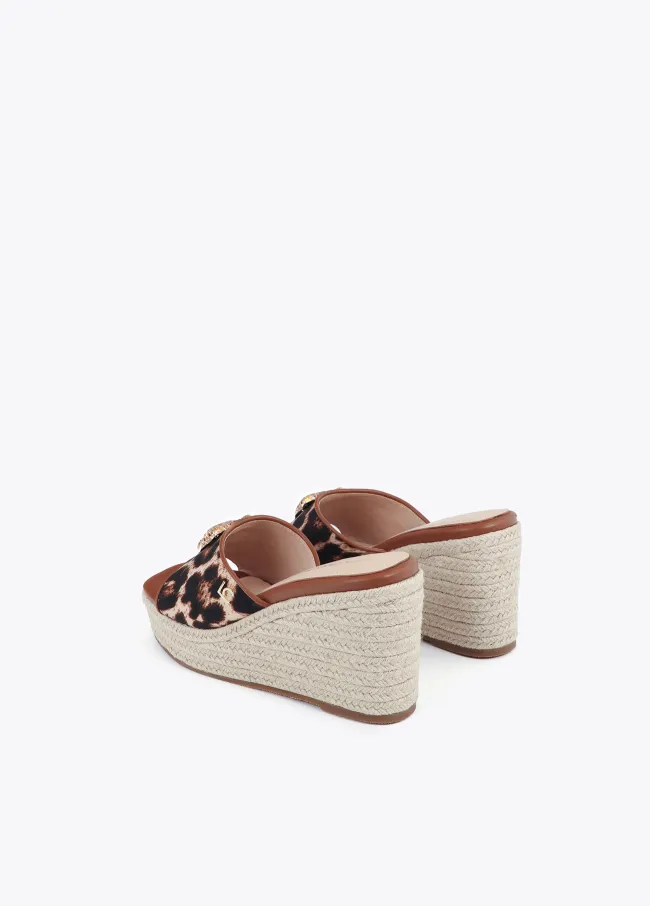 Cuña de estampado animal