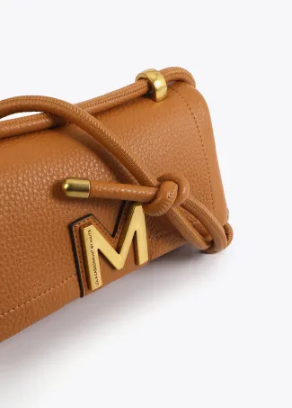 Crossbody bag with flap