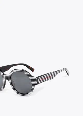 Gafas de sol en forma redonda en tonos bicolor