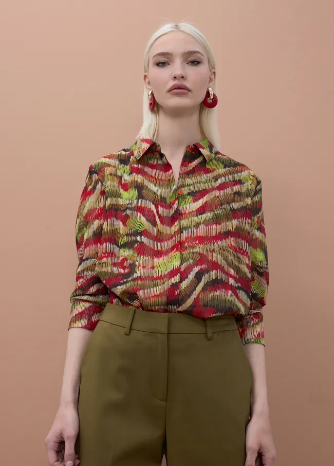 Trousers with M logo band