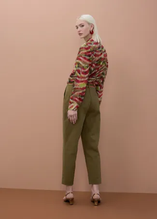 Trousers with M logo band