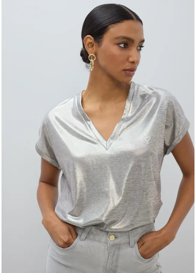 Camiseta plateada