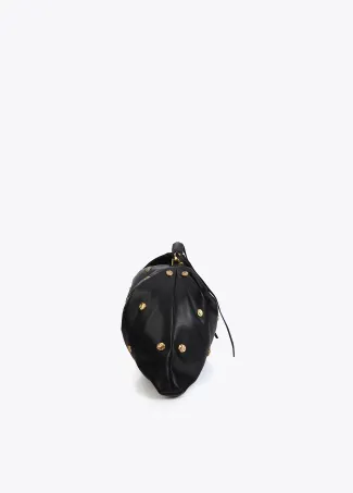 Bolso hobo tachas textura