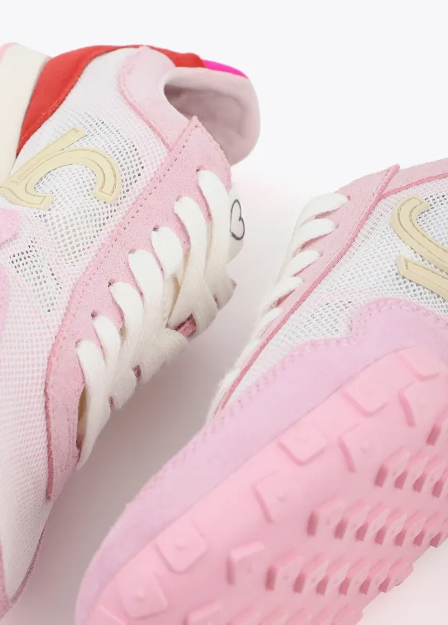 Mesh trainers in different fabrics