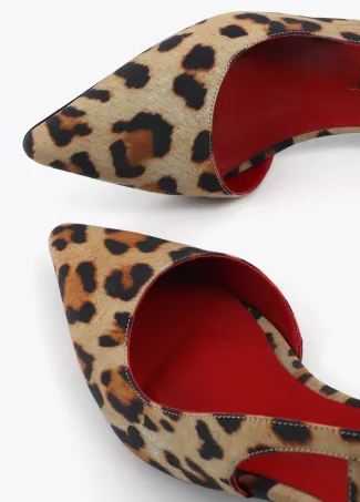 High-heel shoes with leopard print vamp