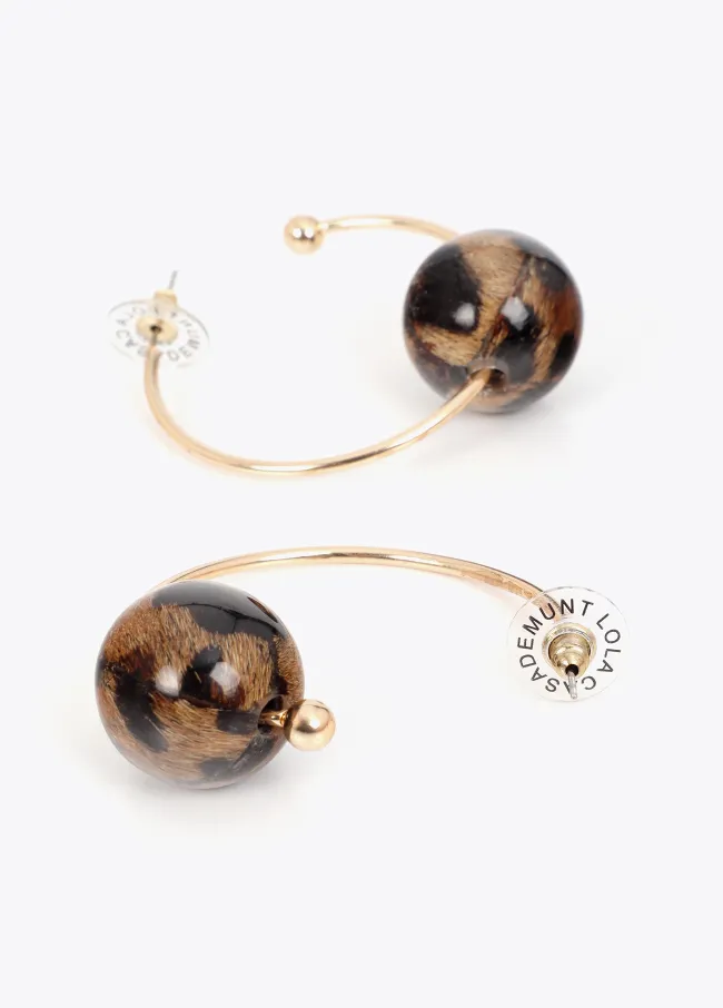 Hoop earrings with maxi animal print ball