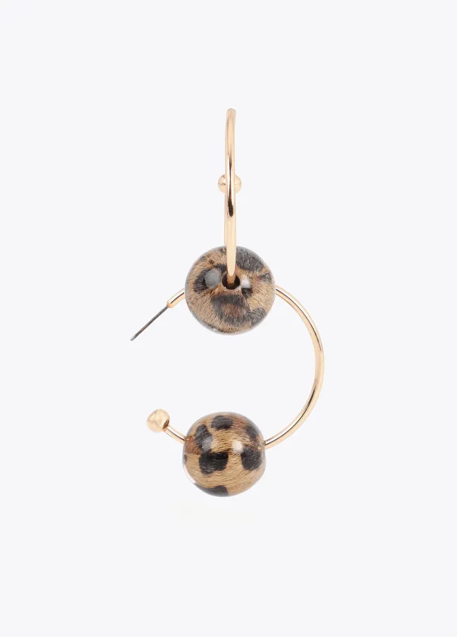 Hoop earrings with maxi animal print ball