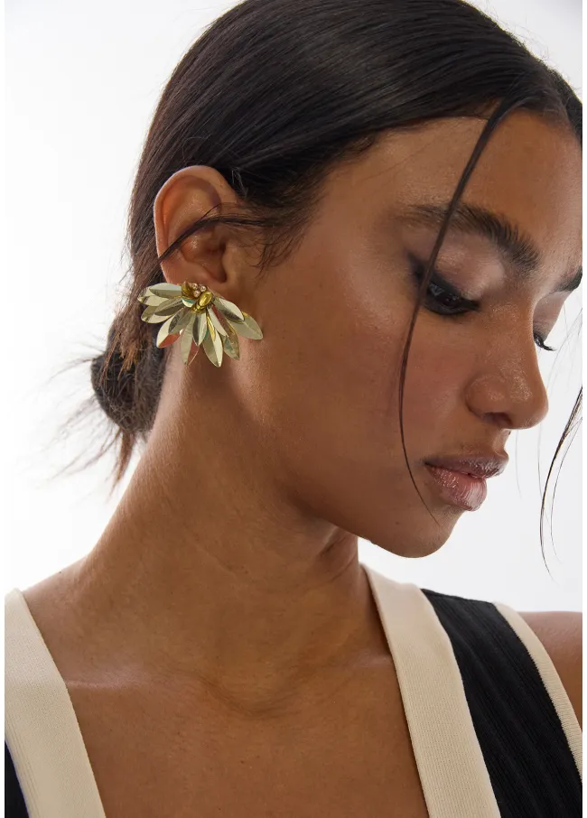 Pendiente abanico abalorios