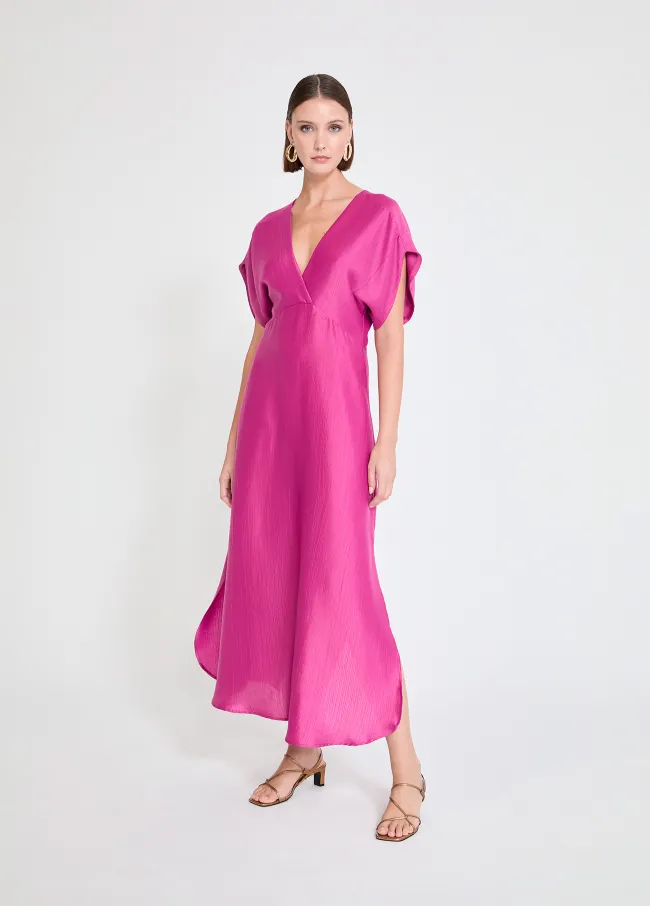 Textured V-neck short sleeve dress