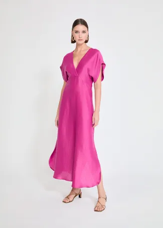 Textured V-neck short sleeve dress