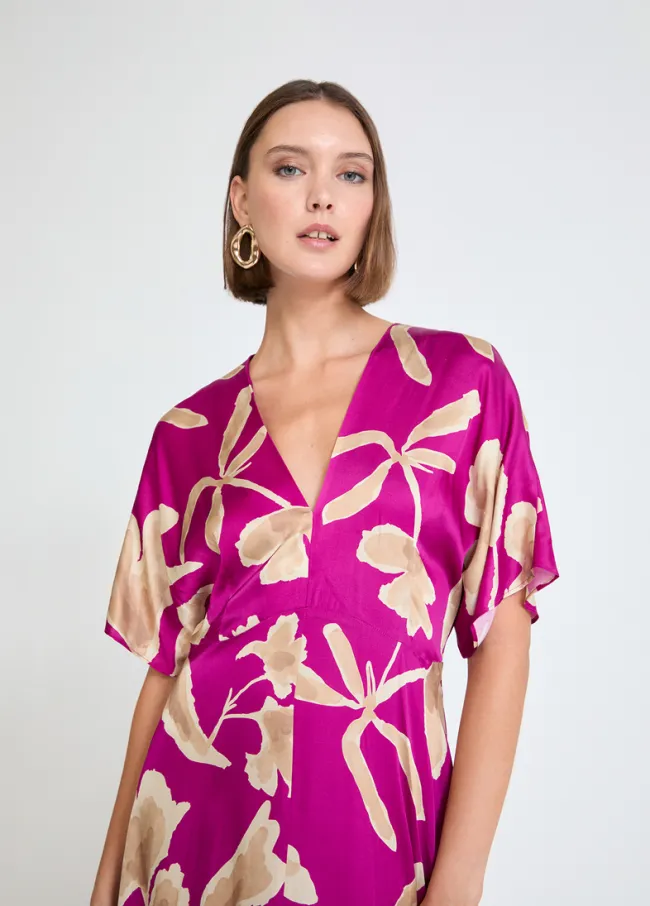 Vestido estampado escote pico