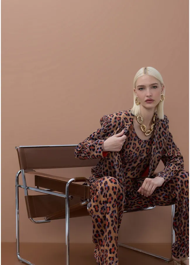 Flowing straight fit animal print blazer