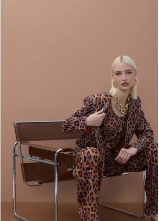 Flowing straight fit animal print blazer