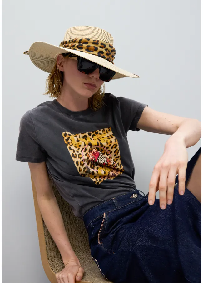 Sombrero con lazada estampada