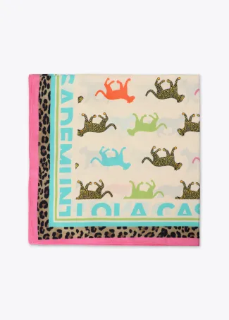 Pañuelo satinado estampado tigres