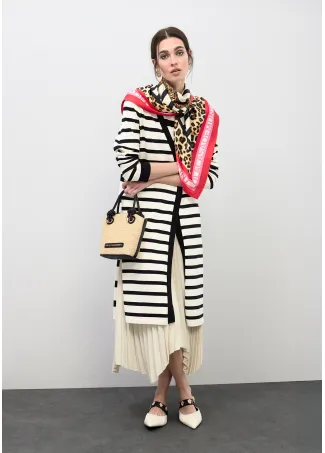 Bolsito efecto rafia combinada con efecto piel