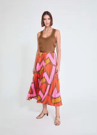 Pleated skirt with M logo