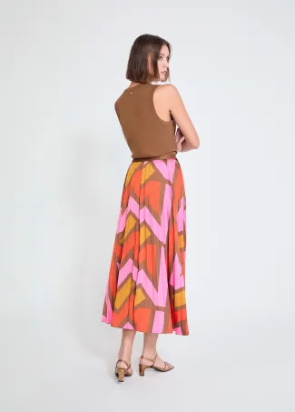 Pleated skirt with M logo