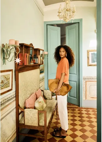 Cape blouse with drop sleeves
