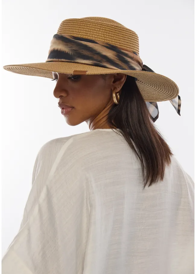 Sombrero con lazada estampada
