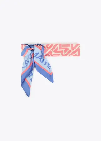 Pañuelo satinado con estampado monograma