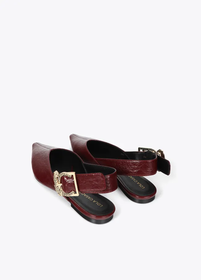 Leopard buckle flat shoe